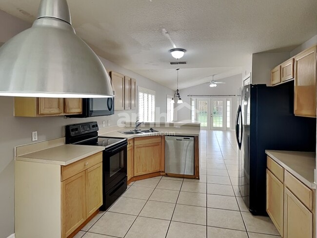 Photo - 139 N Cervidae Dr