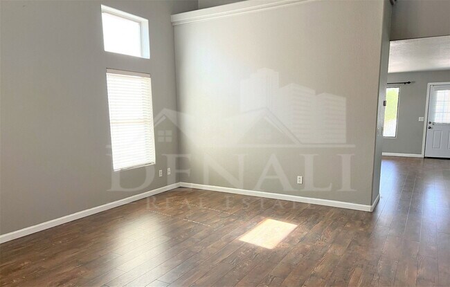 Photo - 2520 N 109th Ave