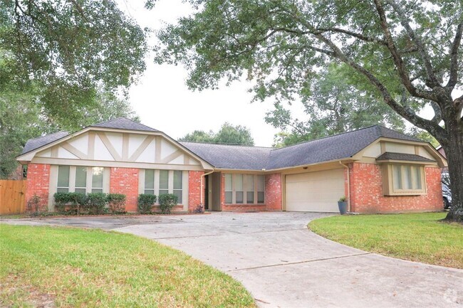 Building Photo - 3911 Cypress Lake Dr Rental