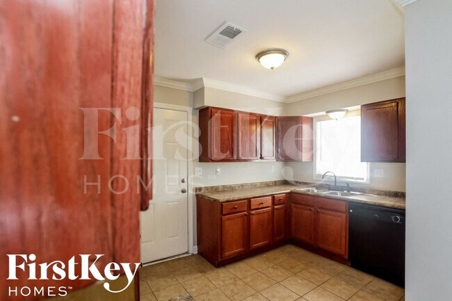 Photo - 6609 Stockport Dr