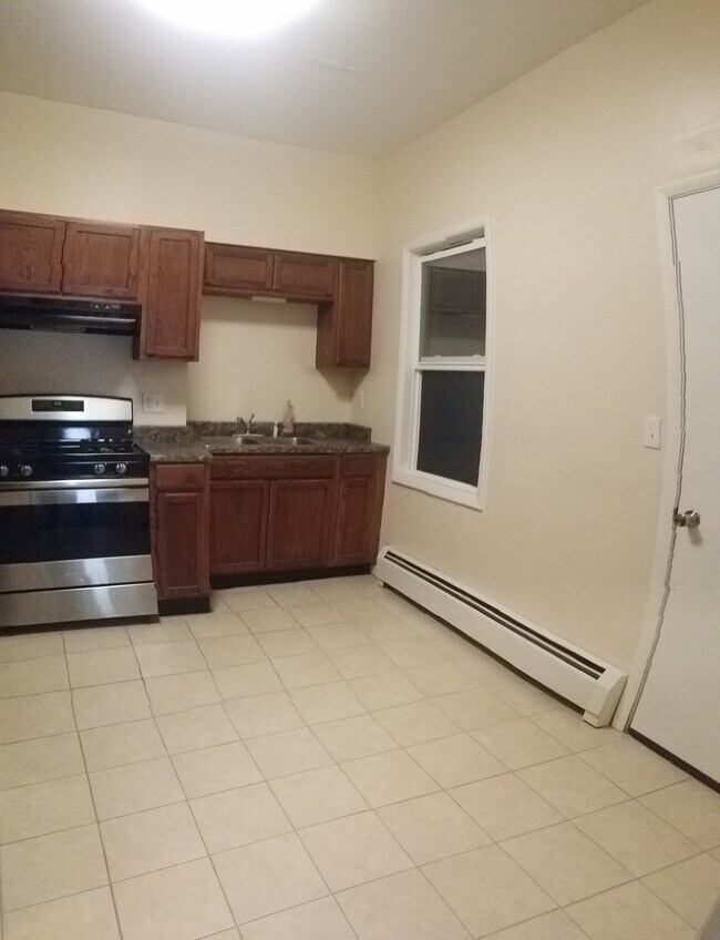 Photo - 621 4th St Unit 1