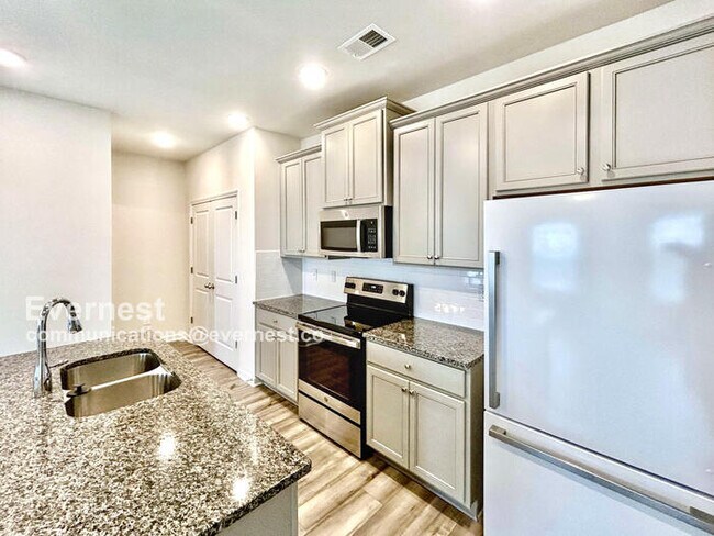 Photo - 4708 Fairfax Dr