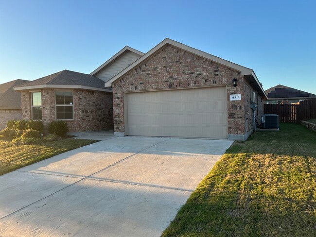 Photo - 811 Wolf Creek Dr