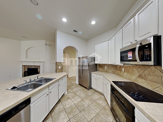 Photo - 200 Boardwalk Ave