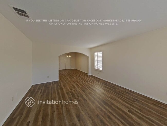 Photo - 740 Spruce Tree Cir