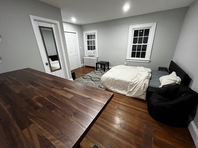 Room 1 - 3817 S St NW