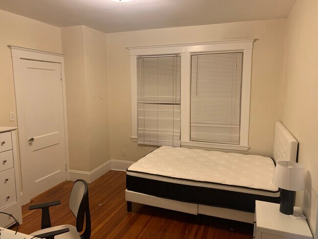 Photo - 209 Chestnut Hill Ave Unit 1