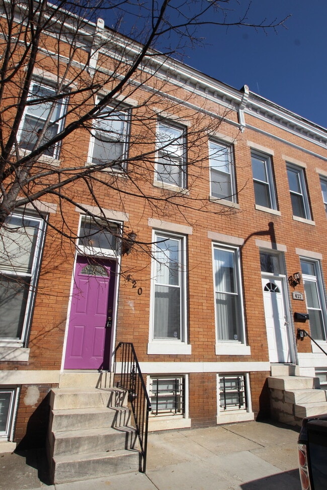 Building Photo - Updated & Lovely Harwood 3bd/1ba rowhome w...