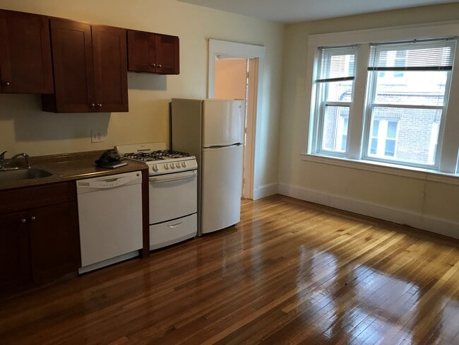 Building Photo - 19 Claymoss Rd Unit 12
