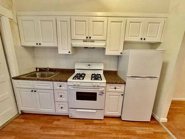 Building Photo - 712-716 Natoma Street Unit 712A Rental