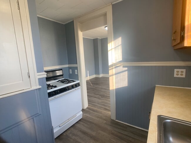 Photo - 1344 N Walnut St