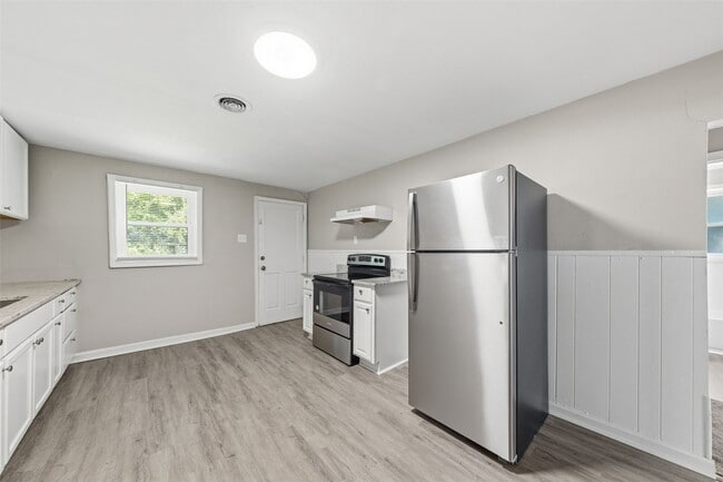 Photo - 191 Bascom Dr