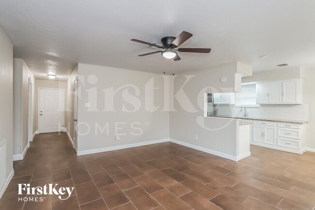 Photo - 10819 Sagewind Dr