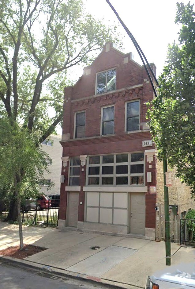 Building Photo - 1431 W Cortez St Rental