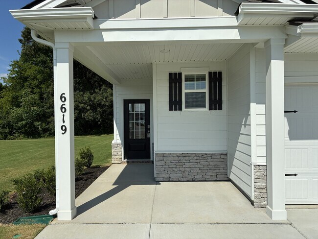 Photo - 6619 Japonica Ln