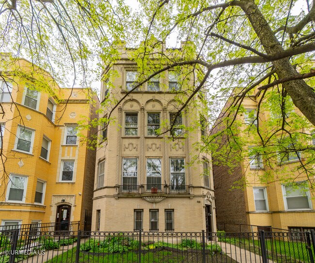 Photo - 6251 N Oakley Ave Condo Unit 3