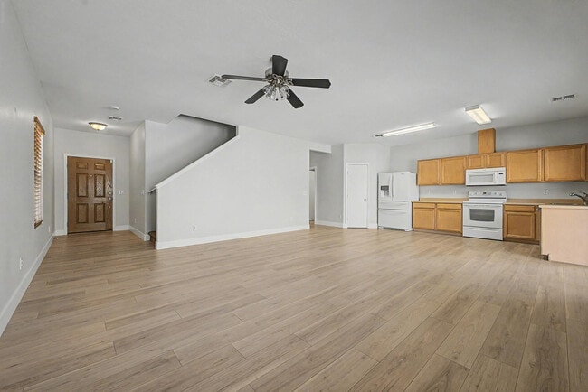 Photo - 7042 W Mercer Ln