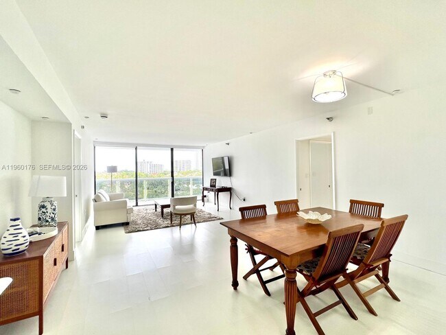 20515 E Country Club Dr Unit 649