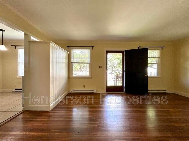 Photo - 1526 Landis Ave