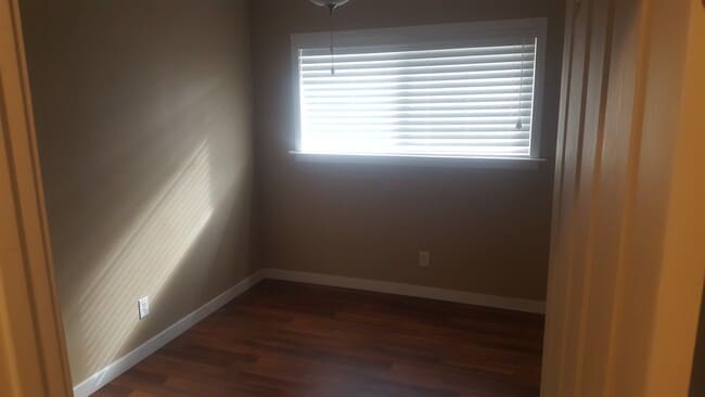 Photo - 1291 Creswell Dr