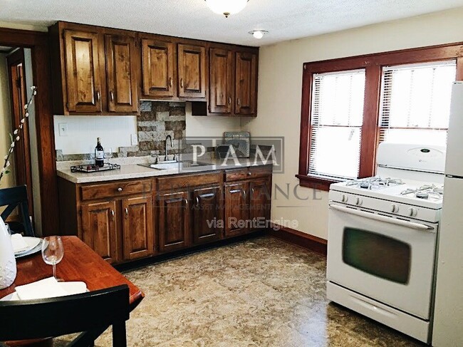 Photo - 1443 S 51st St