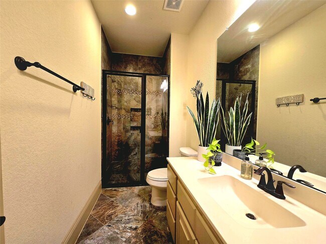 Photo - 4922 Summer Manor Ln