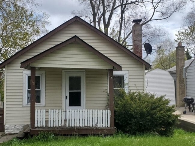 1 Bedroom Home In Pontiac - 1 Bedroom Home In Pontiac