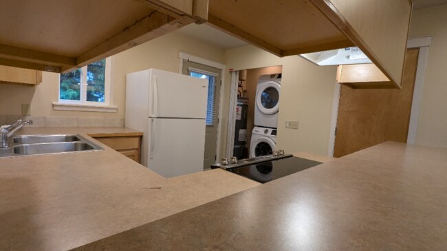 Photo - 5863 Cedar St Unit 103