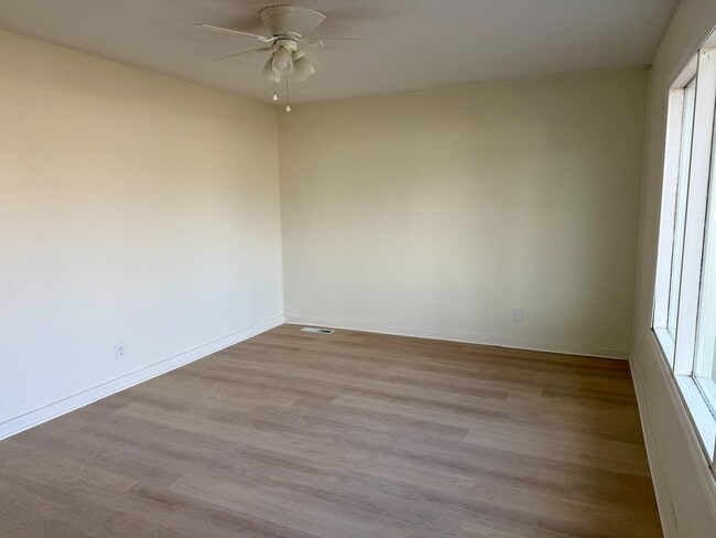 Photo - 602 Meadowlawn Dr