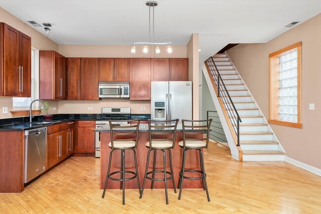 Photo - 260 N California Ave Unit 3