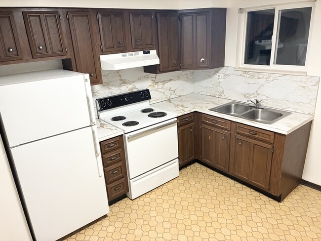 Photo - 1127 E 960 S