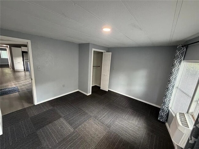 Photo - Fully renovated 2 bed/1 bath. No water/sewer bill!