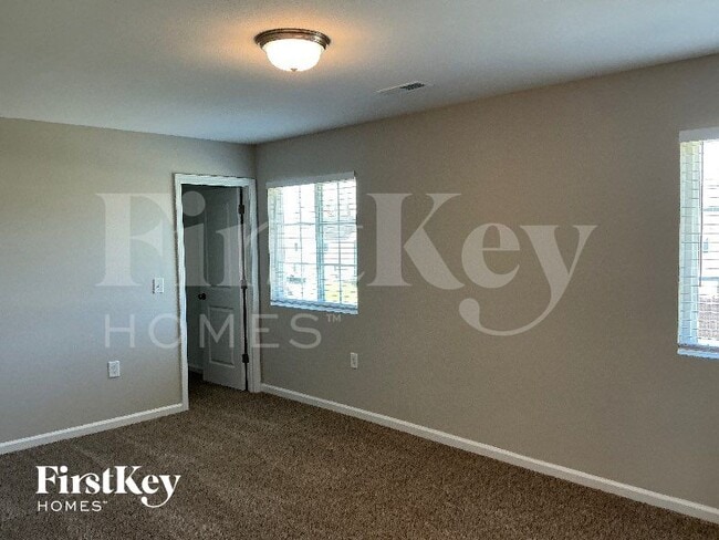 Photo - 5026 Apsley Dr