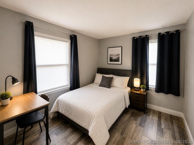 Photo - 322 S L St