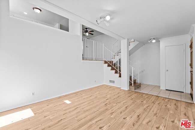 Photo - 26014 Alizia Canyon Dr