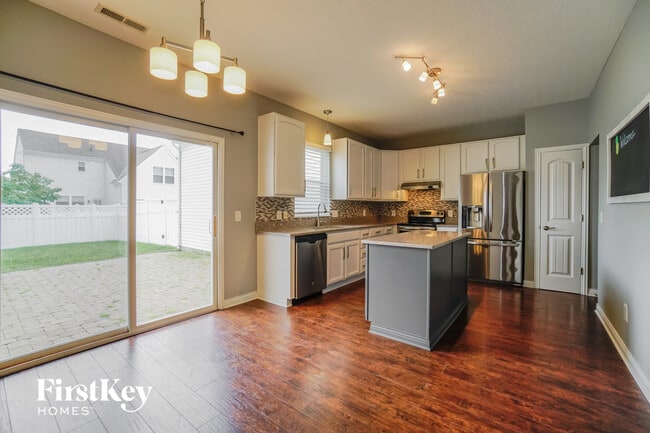 Photo - 5965 Mealla Rd