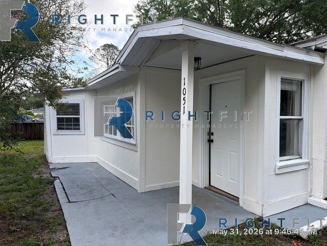 Building Photo - Renovated Home in Jacksonville