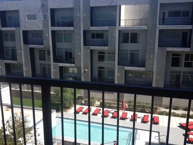 2775 W Pebble Rd Unit Loft 5 #325