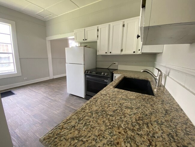 Photo - 1 Bedroom, 1 Bathroom- House in South Rome