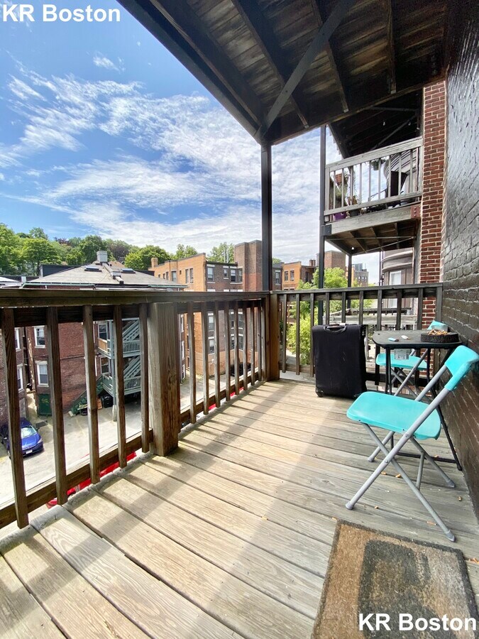 Photo - 1583 Beacon St Unit 12