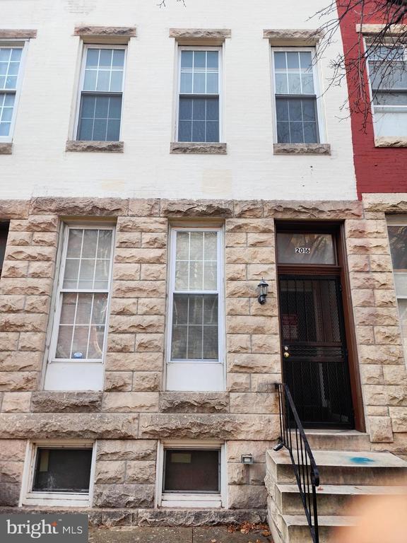 Photo - 2018 McCulloh St Townhome