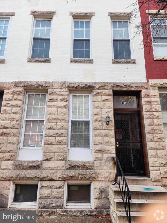 Building Photo - 2018 McCulloh St Rental