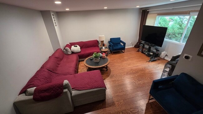 Photo - 1522 Shermer Rd