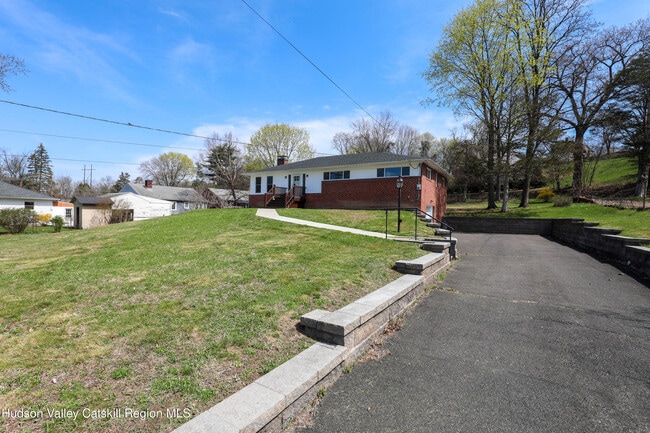 Photo - 111 Zandhoek Rd