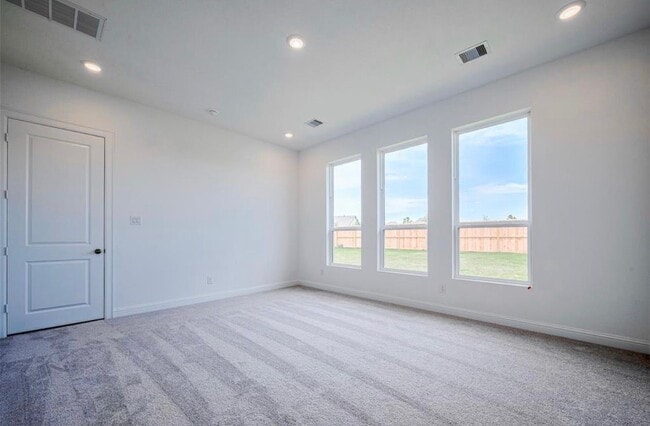 Photo - 6715 Iron Clover Dr