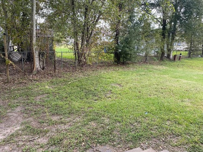 Photo - 135 Castille St