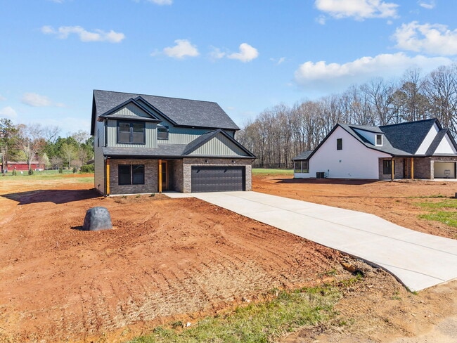 Photo - 1020 Gibson Rd