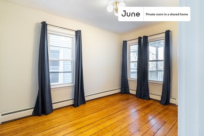 Photo - Room in Shared 4 bed/1 bath home Unidad C