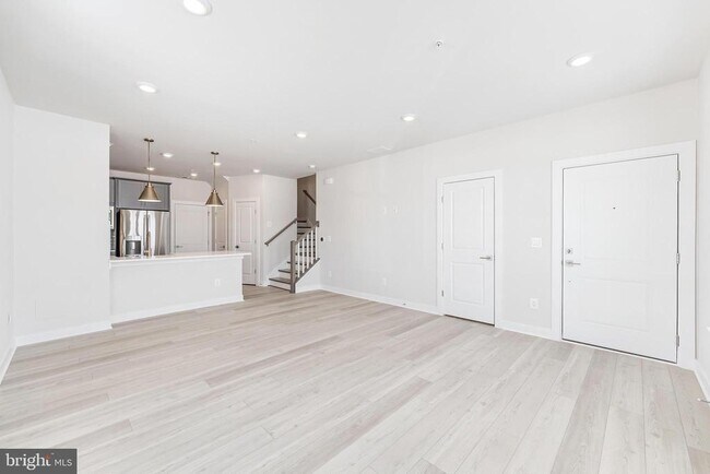 Photo - 44592 Strabane Ter