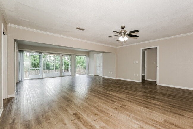 Photo - 1033 Campbell Ave
